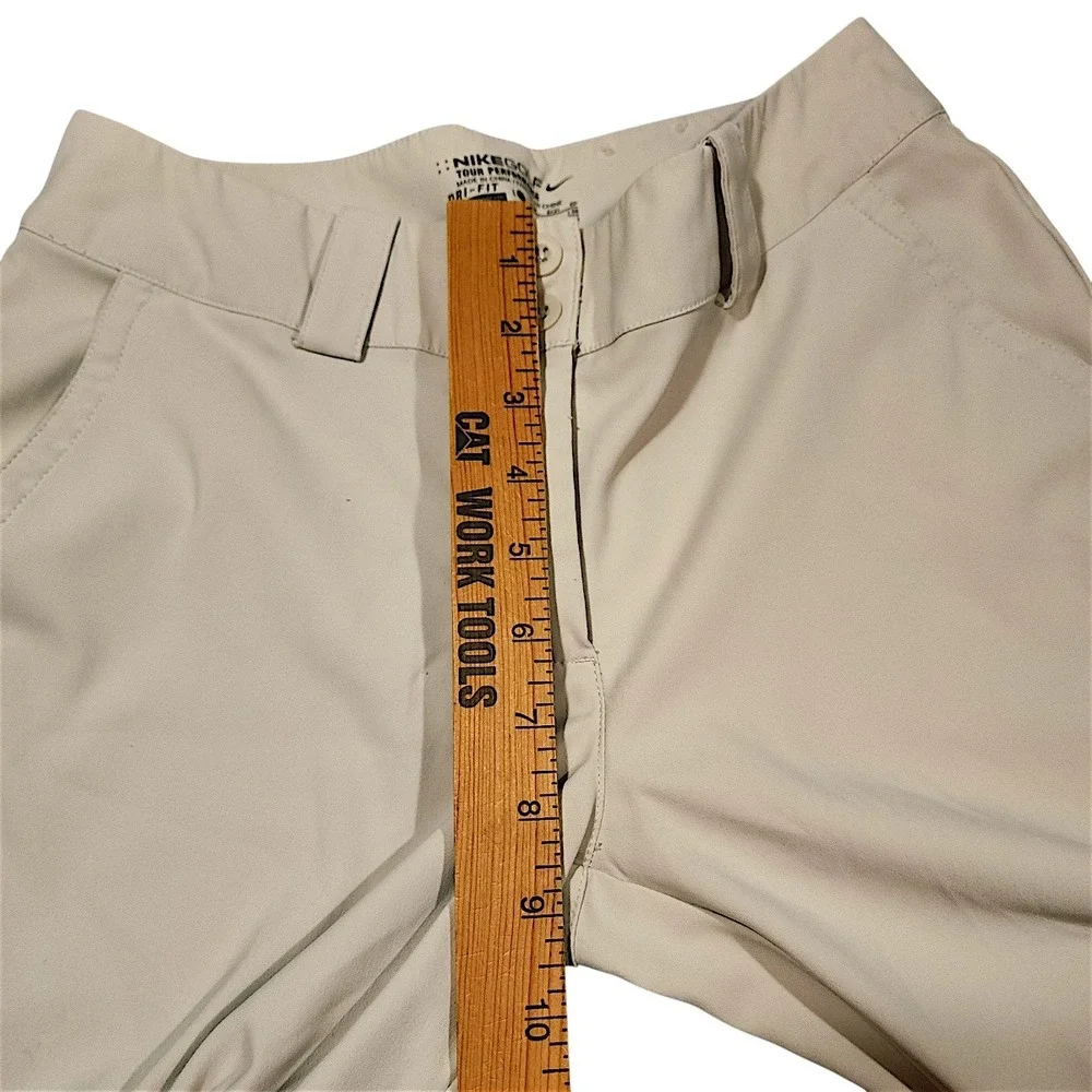 Nike Golf Shorts 2 Wom 25x10 Tour Performance Dri-FIT Tan 19